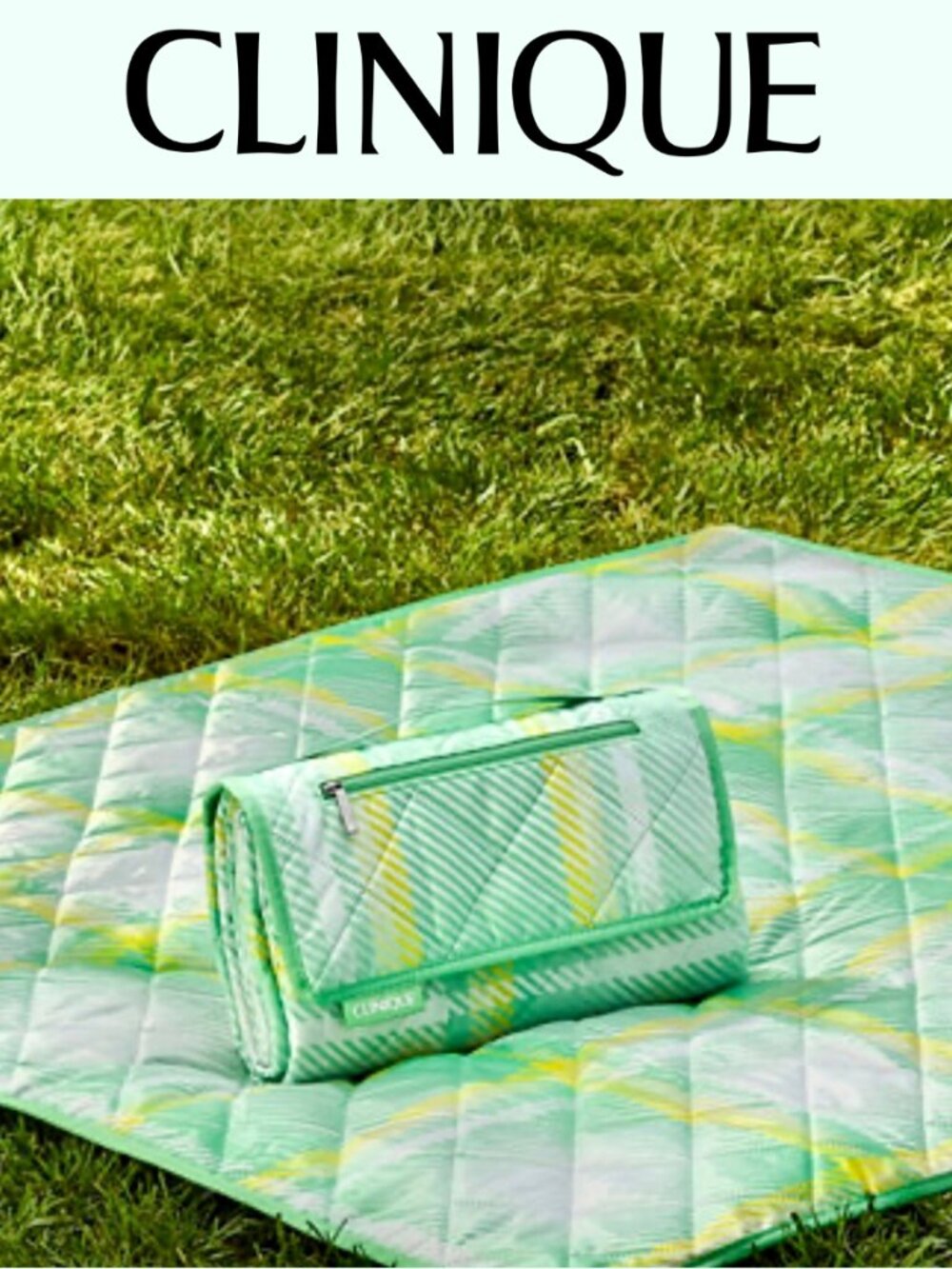 NEW Clinique Quilted Picnic Blanket Travel Beach Outdoor Foldable Mint Green